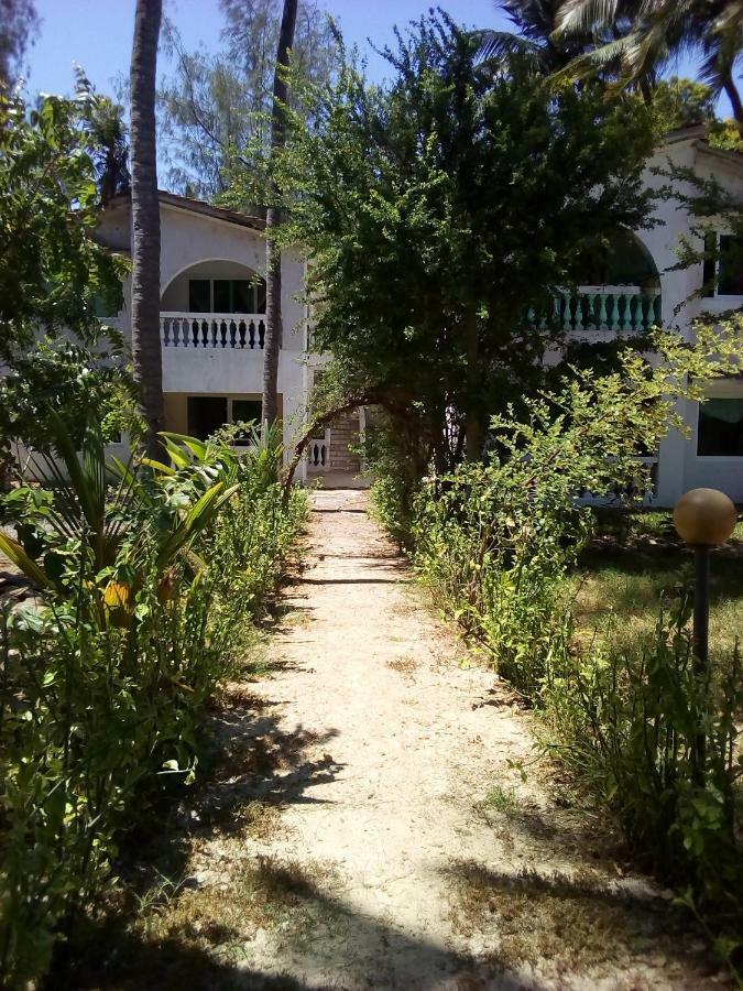 מומבסה Savannah Cottages מראה חיצוני תמונה